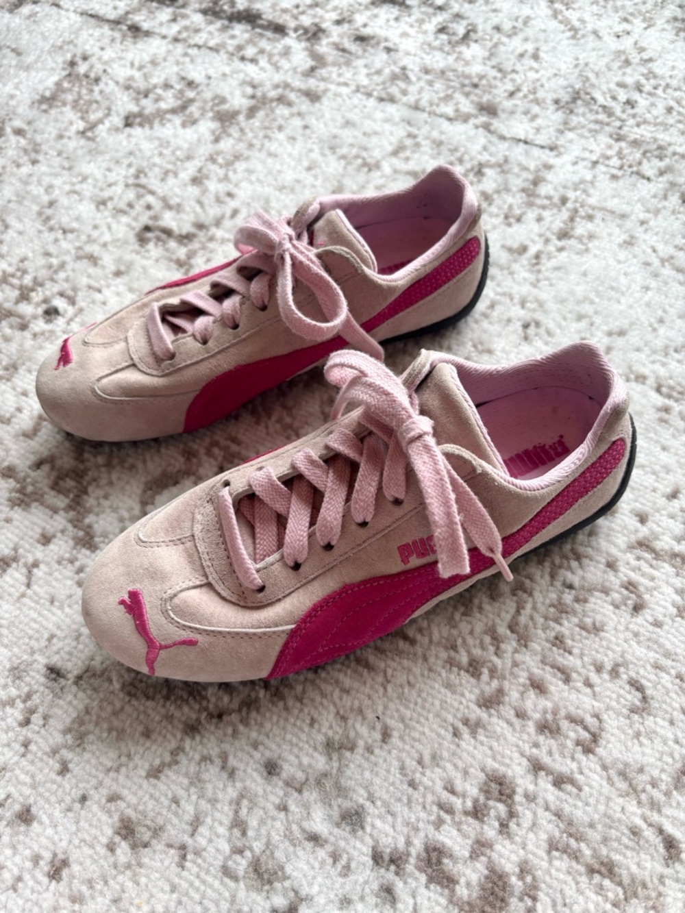 Vintage Y2K Puma Speedcat Womens Pink Suede Sneakers with Hot Pink Accents - Picture 8 of 10